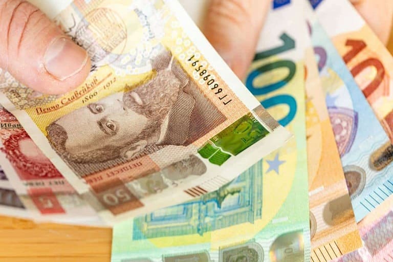 Mức lương tại đây cơ bản khá cao